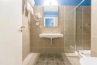 Impulso Fashion Hotel Budapest bathroom1
