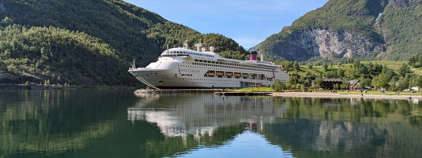 Summertime Fjordland Cruise