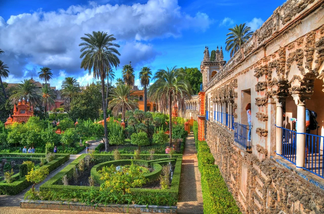 alcazar seville gadens