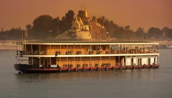 India: Kolkata & The Lower Ganges River Cruise
